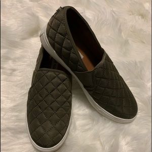Green Steve Madden (slip-on) Shoes